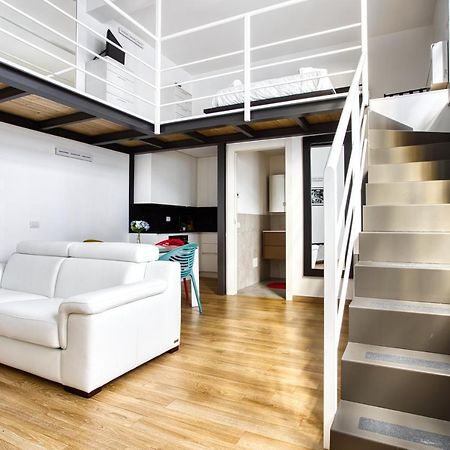 Joivy Charismatic 1-Bed Flat With Parking Leilighet Milano Eksteriør bilde