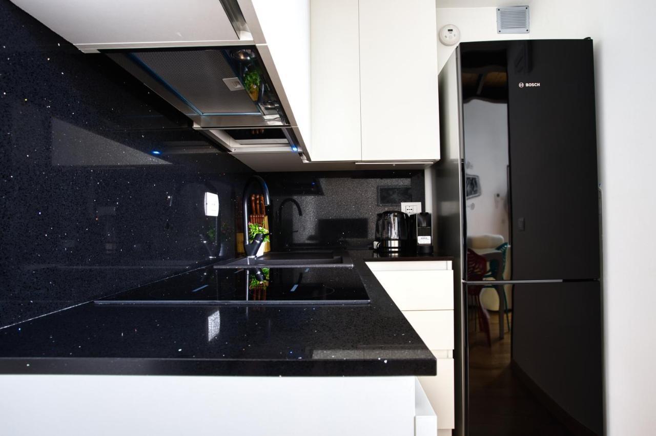 Joivy Charismatic 1-Bed Flat With Parking Leilighet Milano Eksteriør bilde